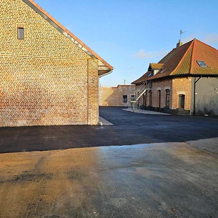 Gite Esprit Loft Fromelles Exterior foto